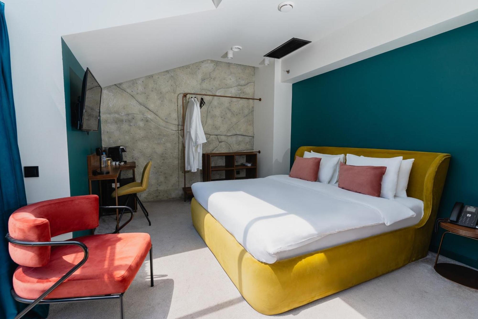Otel About Sololaki 4*